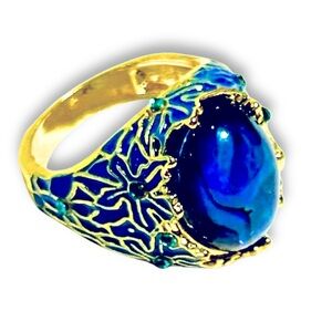 Dome Ring Gold Tone Blue Cocktail Blue Rhinestone Chips Turquoise Blue Stone SZ6